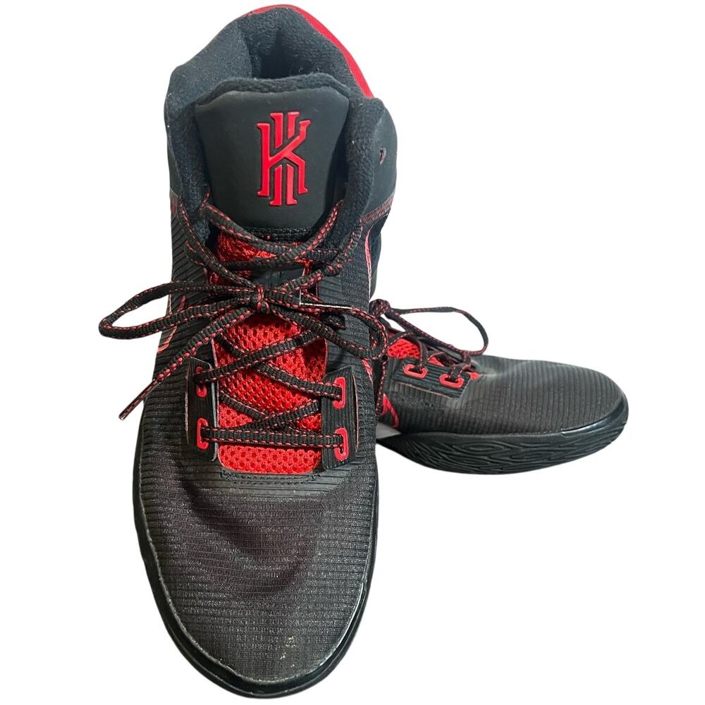 Nike Kyrie Flytrap Basketball Shoes Athletic Sneakers Black/Red Men's Size 10.5